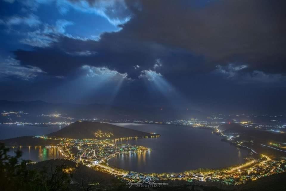 Alpina Suites Kastoria Exteriör bild