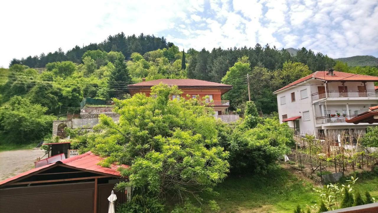 Alpina Suites Kastoria Exteriör bild